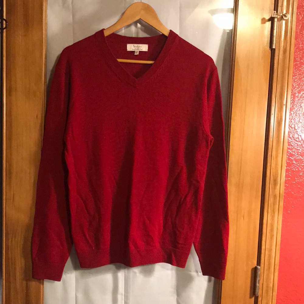 NWOT TURNBURY EXTRA FINE MERINO WOOL SWEATER